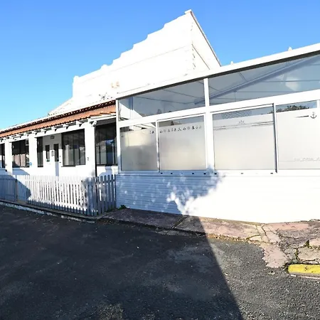 2 A 12 Personnes La Cote D'argent A Pied *