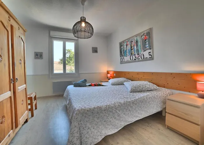 2 A 12 Personnes La Cote D'argent A Pied